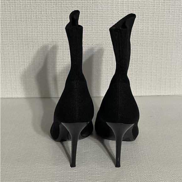 Guess Los Ángeles high heels booties, size 8.5M - Picture 8 of 12